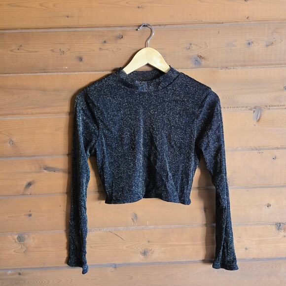 Lovers & Friends Riya Top Black Gold Metallic Mesh Stretchy Crop Long Sleeve - Picture 2 of 5